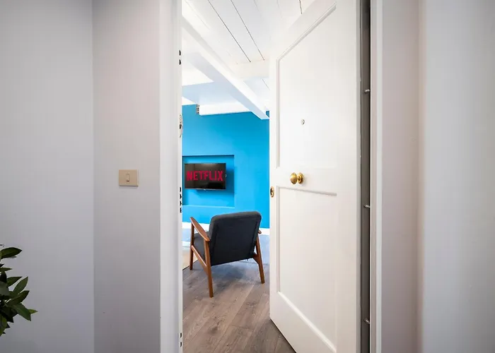 The Luxor - Capponi Apartment